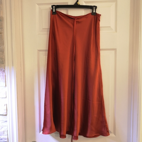 Dynamite Midi Skirt - Picture 5 of 6